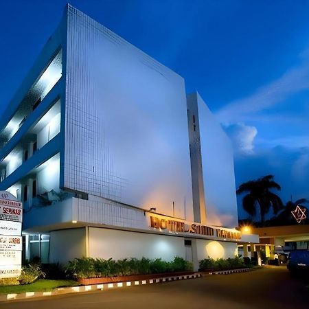 Sahid Kawanua Hotel Manado Exterior foto
